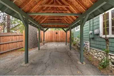 295 Sunset Drive, Lake Arrowhead, CA 92352 - Photo 39
