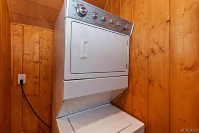 295 Sunset Drive, Lake Arrowhead, CA 92352 - Photo 21