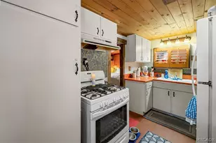 42596 Willow Ave, Big Bear Lake, CA 92315 - Photo 9