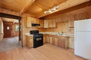 598 Maple Ln, Sugarloaf, CA 92386 - Photo 13