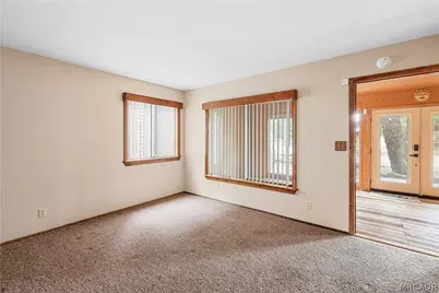 39470 Lake Drive, Big Bear Lake, CA 92315 - Photo 37