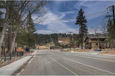 795 Summit Boulevard #2, Big Bear Lake, CA 92315 - Photo 5