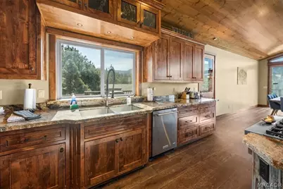 43565 Wolf Road, Big Bear Lake, CA 92315 - Photo 21