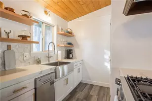 448 Quail Dr, Big Bear Lake, CA 92315 - Photo 9