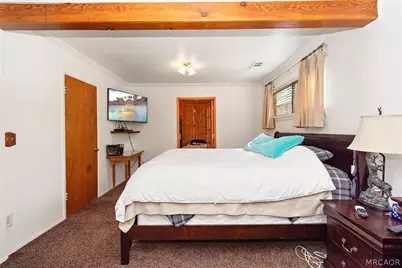 332 W Meadow Lane, Big Bear City, CA 92314 - Photo 21