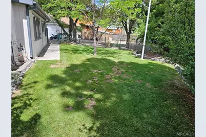 332 W Meadow Lane, Big Bear City, CA 92314 - Photo 3
