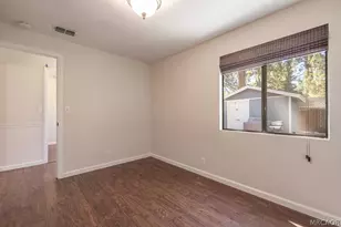 562 Wabash Ln, Sugarloaf, CA 92386 - Photo 15