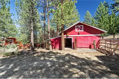 2160 Mariposa Lane, Big Bear City, CA 92314 - Photo 33