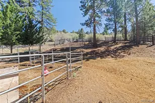 2160 Mariposa Ln, Big Bear City, CA 92314 - Photo 31