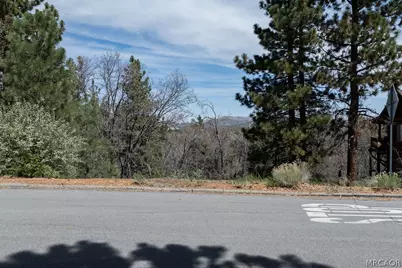 1530 Tuolumne Road, Big Bear City, CA 92314 - Photo 17