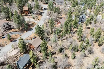 1530 Tuolumne Road, Big Bear City, CA 92314 - Photo 9