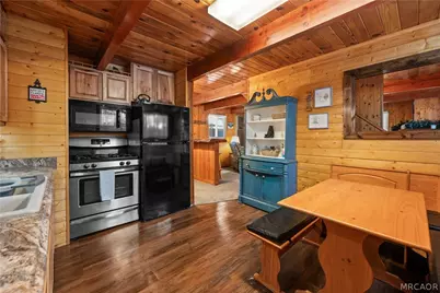 727 Elysian Boulevard, Big Bear City, CA 92314 - Photo 15