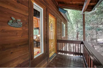 196 B Lane, Lake Arrowhead, CA 92352 - Photo 3