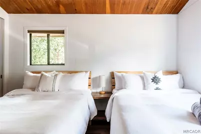 1409 Malabar Way, Big Bear City, CA 92314 - Photo 31