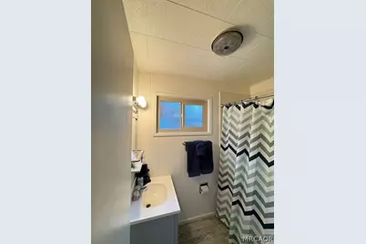 816 W Rainbow Boulevard, Big Bear City, CA 92314 - Photo 9