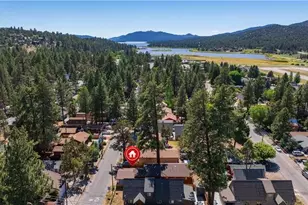 905 W Aeroplane Blvd, Big Bear City, CA 92314 - Photo 3