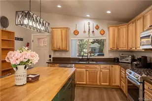 905 W Aeroplane Blvd, Big Bear City, CA 92314 - Photo 15