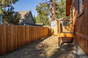 905 W Aeroplane Blvd, Big Bear City, CA 92314 - Photo 33