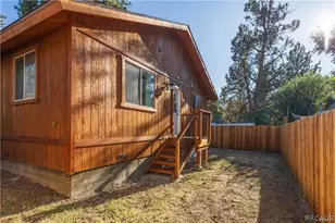 905 W Aeroplane Blvd, Big Bear City, CA 92314 - Photo 31