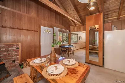 1109 Brookside Lane, Fawnskin, CA 92333 - Photo 17