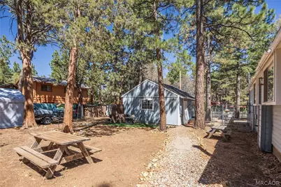 364 Leonard Lane, Sugarloaf, CA 92386 - Photo 13