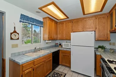 1019 Fawnskin Drive, Fawnskin, CA 92333 - Photo 17