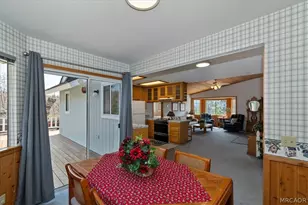 1019 Fawnskin Dr, Fawnskin, CA 92333 - Photo 21