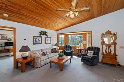 1019 Fawnskin Drive, Fawnskin, CA 92333 - Photo 11