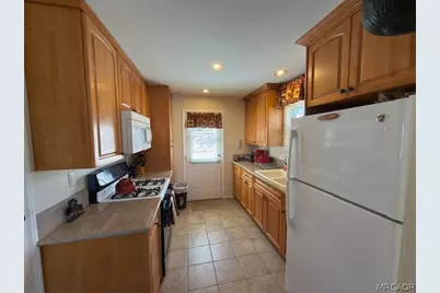 32983 Canyon Drive, Green Valley Lake, CA 92341 - Photo 3