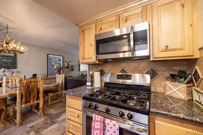 1377 Club View Drive #5, Big Bear Lake, CA 92315 - Photo 7