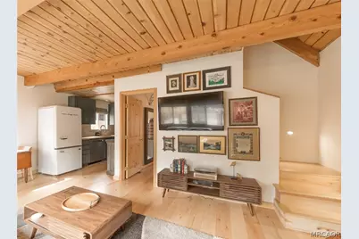 2047 7th Lane Lane, Big Bear City, CA 92314 - Photo 19