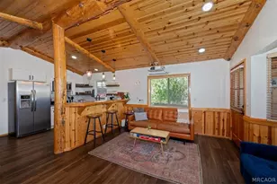42577 Falcon, Big Bear Lake, CA 92315 - Photo 9