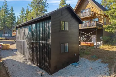 425 Castella Lane, Big Bear Lake, CA 92315 - Photo 19