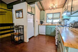 861 Thrush Dr, Big Bear Lake, CA 92315 - Photo 11