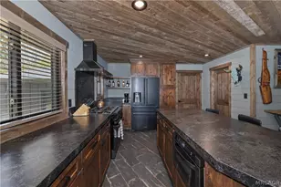 41940 Centre Ct, Big Bear Lake, CA 92315 - Photo 15