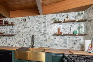445 Elysian Blvd, Big Bear City, CA 92314 - Photo 9
