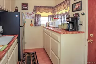 861 Santa Barbara Ave, Sugarloaf, CA 92386 - Photo 9