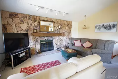 33393 Robin Drive, Green Valley Lake, CA 92341 - Photo 3