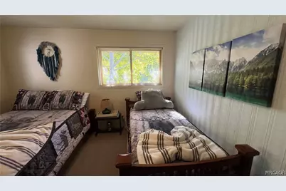 33393 Robin Drive, Green Valley Lake, CA 92341 - Photo 23