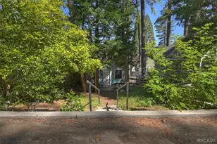22838 Waters Dr, Crestline, CA 92325 - Photo 29
