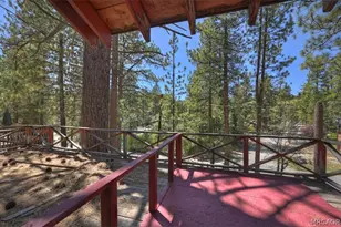 1014 Cherokee St, Fawnskin, CA 92333 - Photo 29