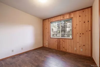 252 Riverside Avenue, Sugarloaf, CA 92386 - Photo 17