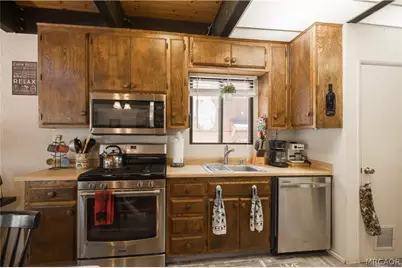 39945 Trail Of The Whispering Pines Road, Big Bear Lake, CA 92315 - Photo 13