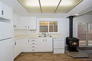 391 Montclair Dr, Big Bear City, CA 92314 - Photo 19