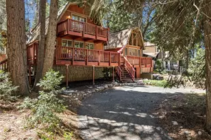 31345 Cedarwood Dr, Running Springs, CA 92382 - Photo 3