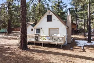 298 Maple Ln, Sugarloaf, CA 92386 - Photo 25