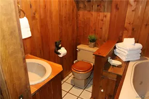 400 Shakespeare Ln, Big Bear City, CA 92314 - Photo 11