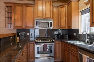 529 Bernhardt Ln, Big Bear City, CA 92314 - Photo 13