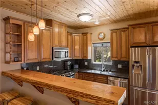 529 Bernhardt Ln, Big Bear City, CA 92314 - Photo 15