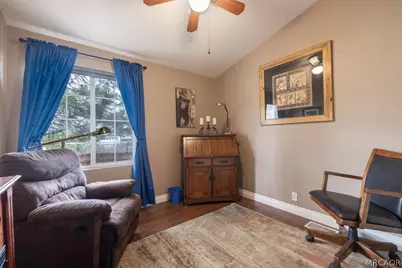 1035 W Fairway Boulevard, Big Bear City, CA 92314 - Photo 21
